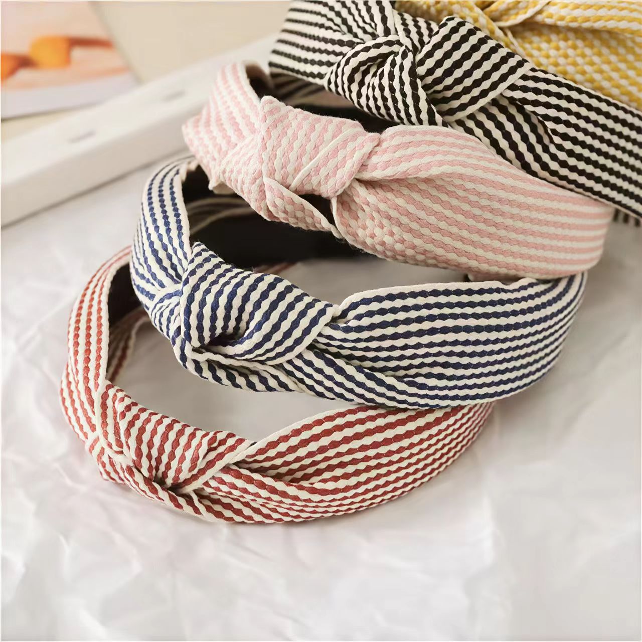 幅広のチェック柄ヘッドバンド 女性用のエレガントで多用途なフ - Headband Summer Knit のレビューと価格